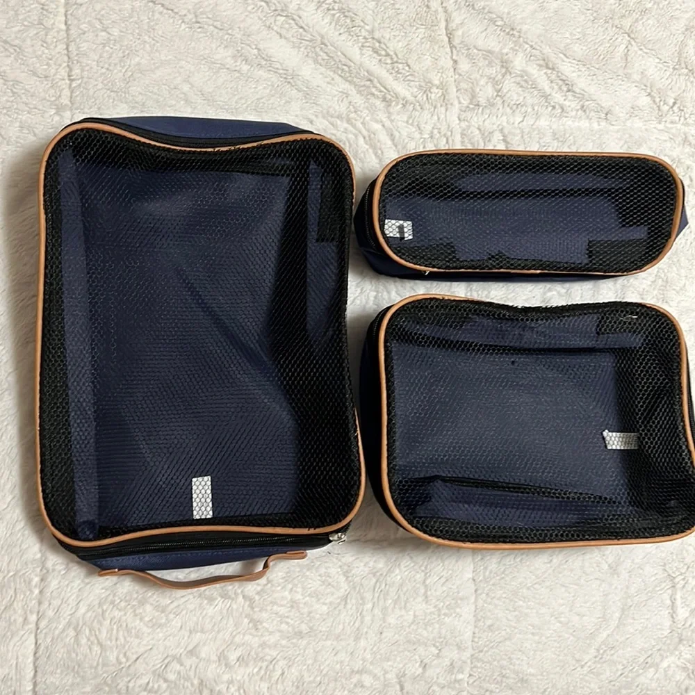 NWOT accessory packing bags